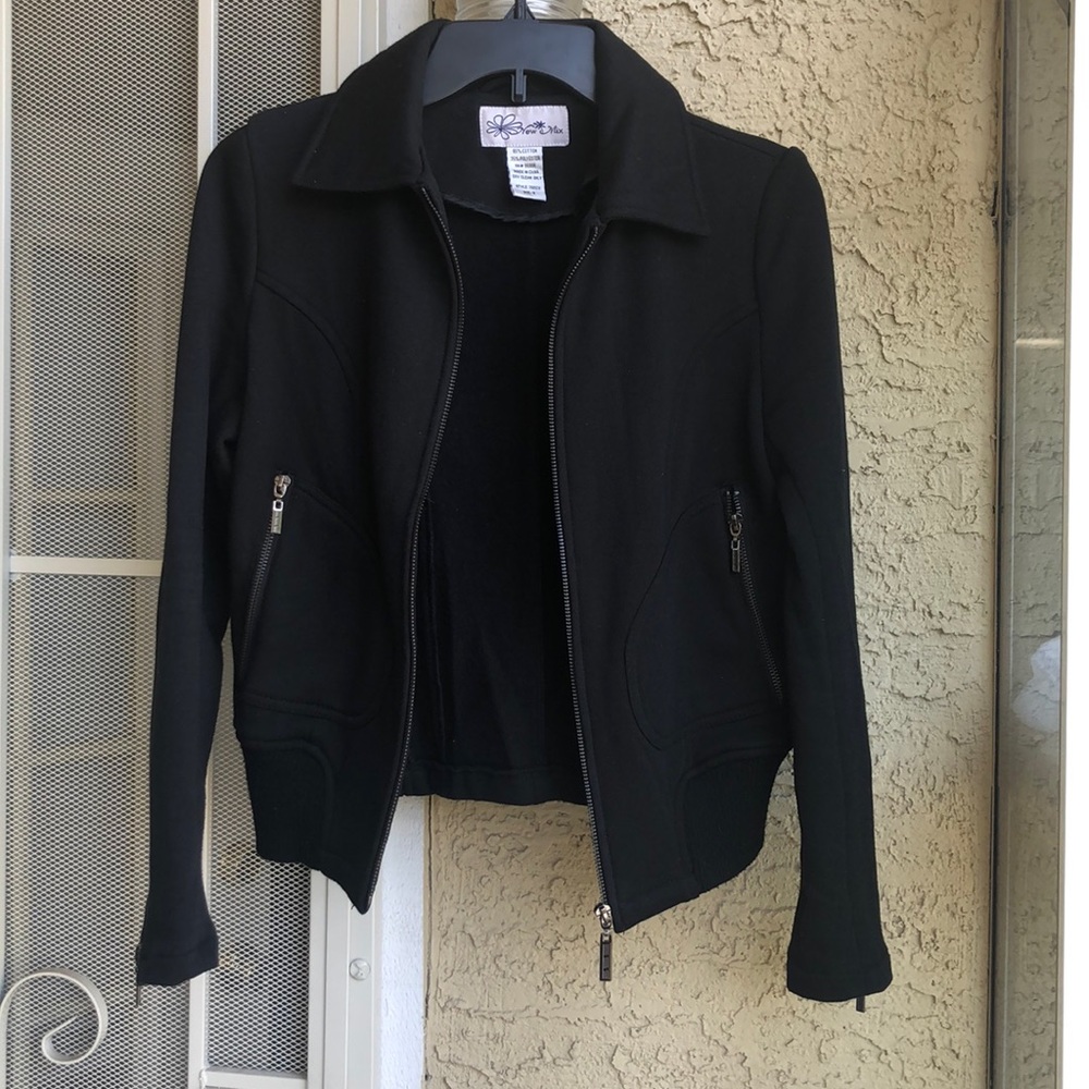 New Mix black lightweight jacket, size small